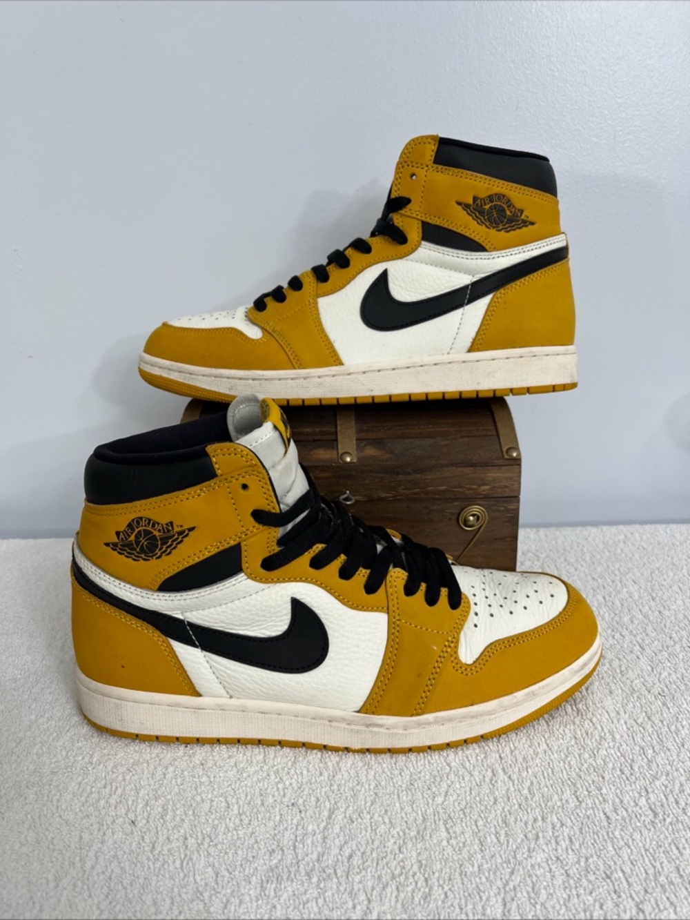 Nike Air Jordan 1 Retro High OG sneakers in the "Yellow Ochre"  Men’s Size 10
